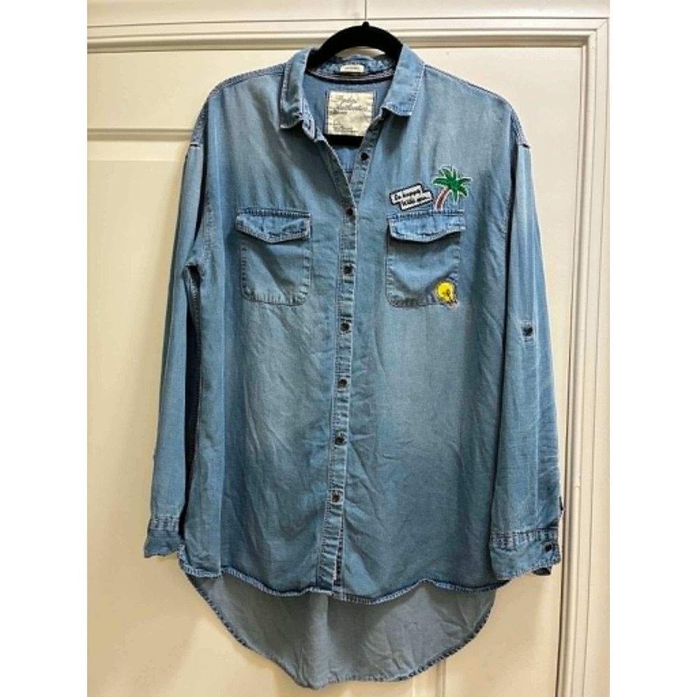 Papini Authentics Womens L Denim Chambray Shirt Boyfriend Fit Tropical Patch